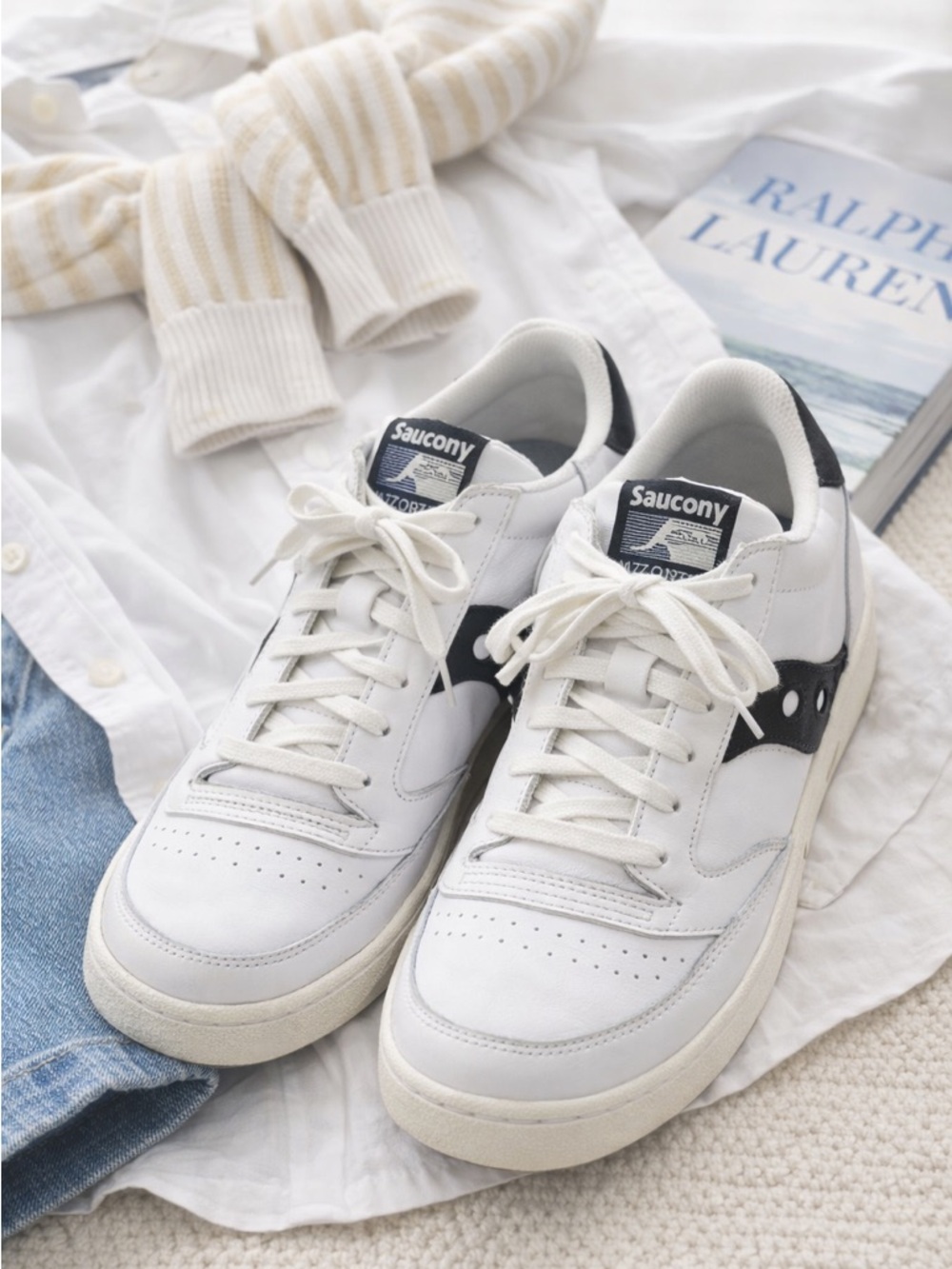 Saucony Jazz Court White Black Leather Sneakers Low Top Size 7.5 Sporty Athletic